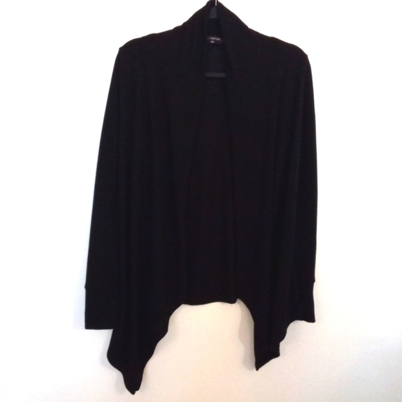 Waterfall Cardigan with Long Sleeves and Floral Embellishment - Picture 5 of 9